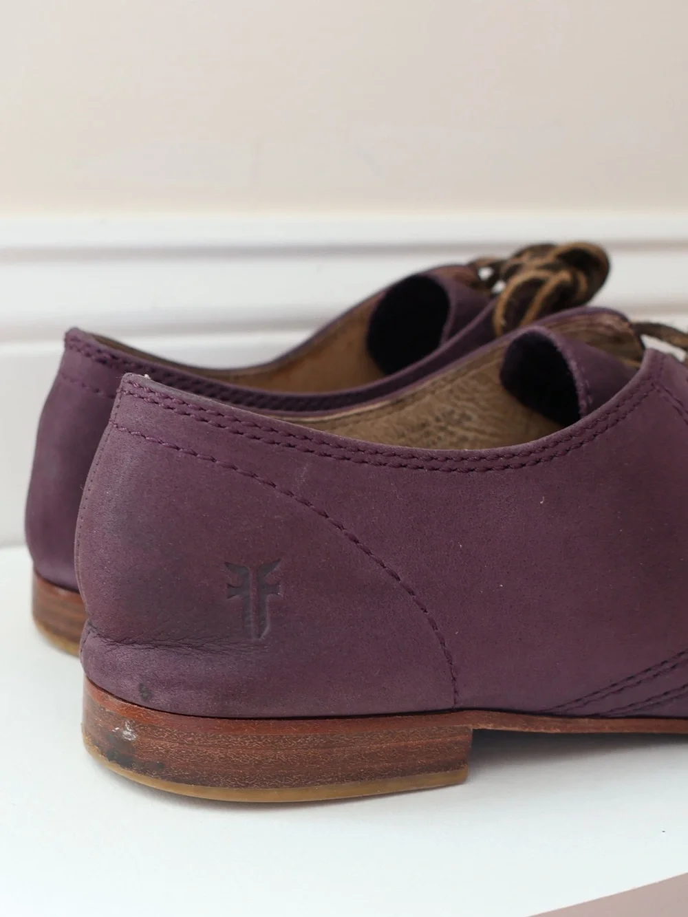 Frye Jillian Purple Suede Leather Oxfords Lace Up Shoes Indie Artsy Preppy 9.5